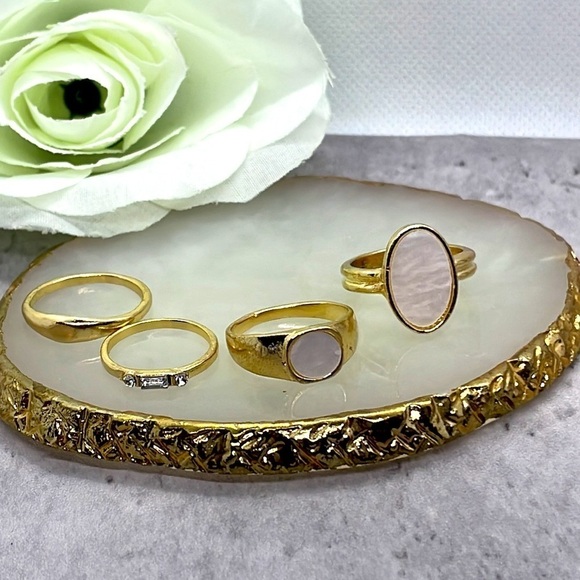 Pearl Stone Geometric Ring Set - Picture 5 of 12